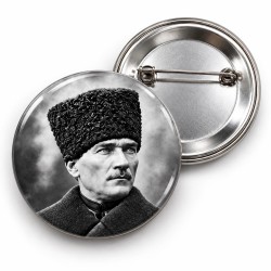 Atatürk - Kalpaklı Portre - 58mm Rozet