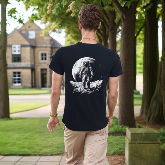 ASTRONAUT T-SHIRT